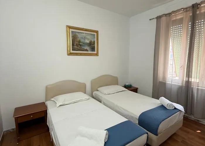 Hostal Two Ducks Roma